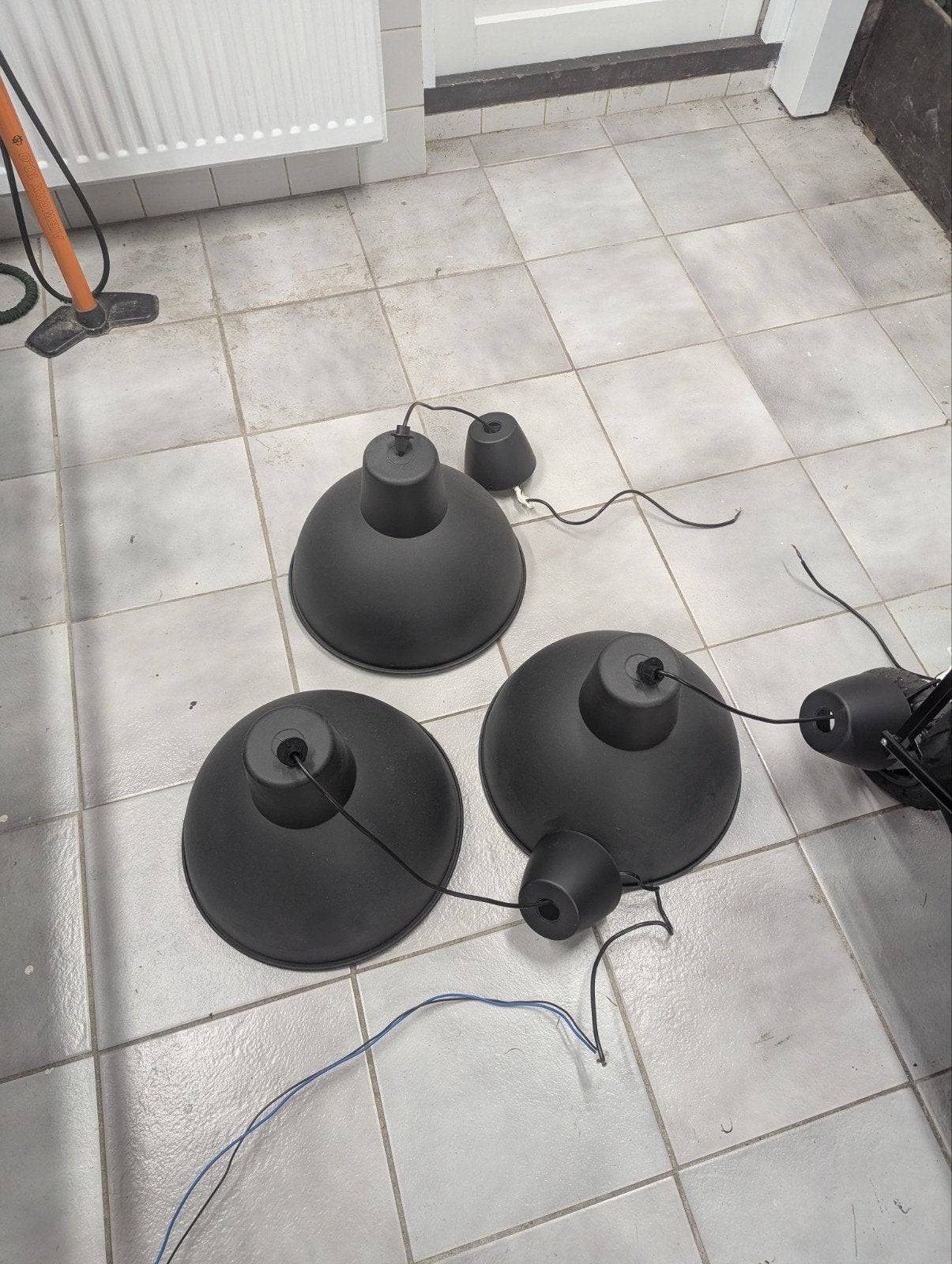 3x IKEA SKURUP Hanglampen Zwart - Zo goed als nieuw, Ophalen, Modern, Industrieel, E27 (groot), Zo goed als nieuw