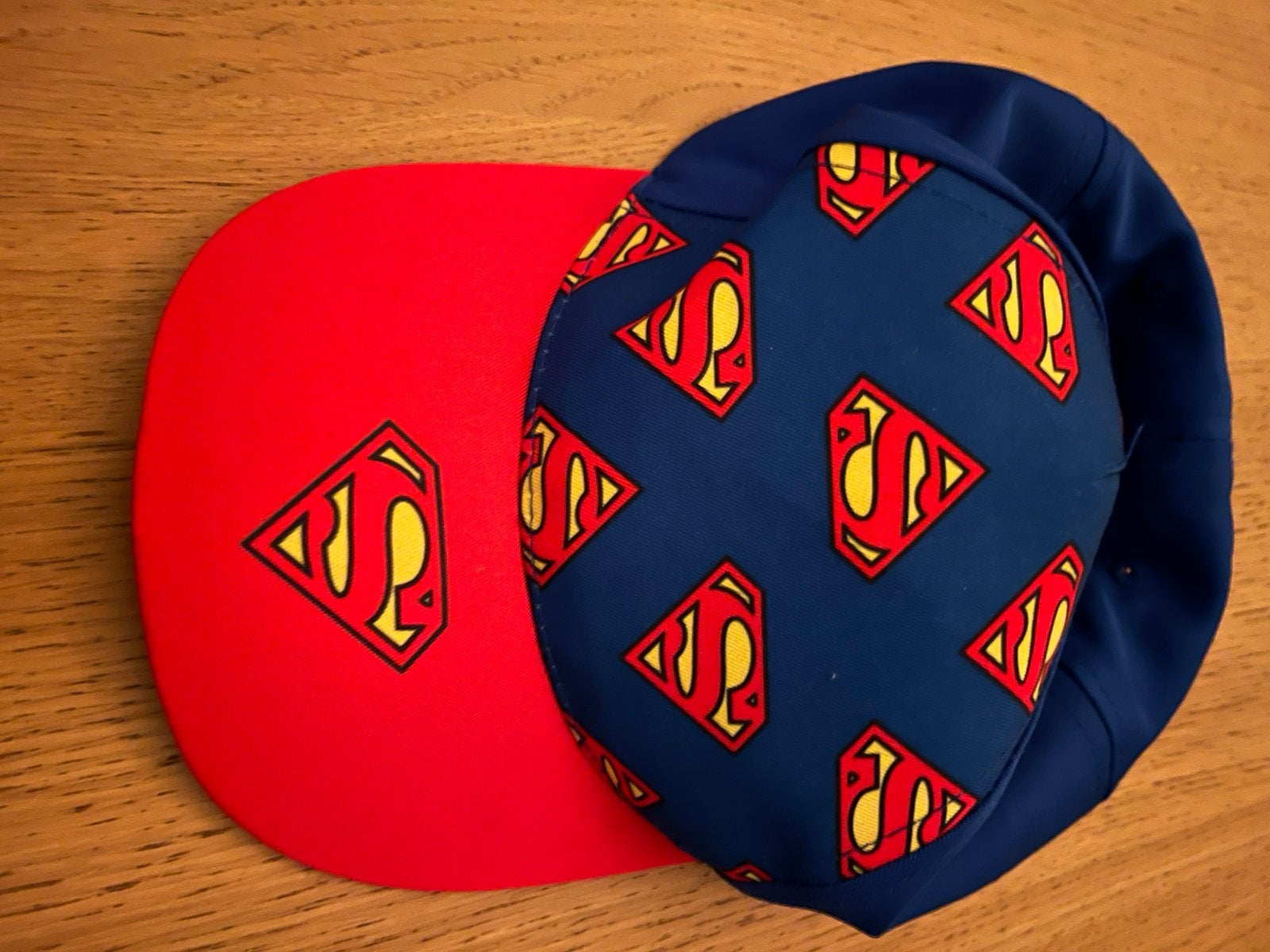 Superman pet, Ophalen of Verzenden, Zo goed als nieuw, Jongen of Meisje