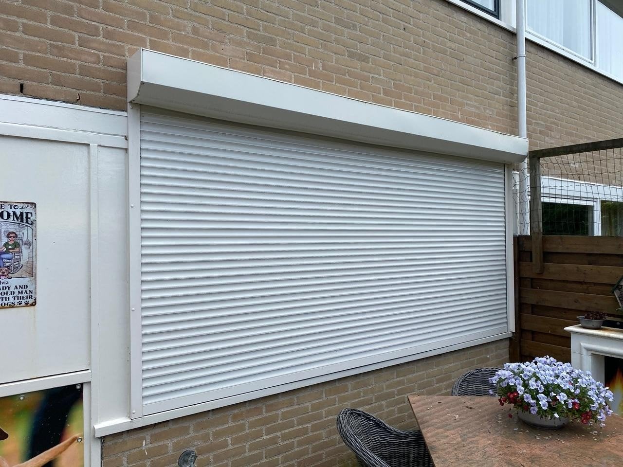 rolluik electrisch, Ophalen, Gebruikt, 200 cm of meer, Wit