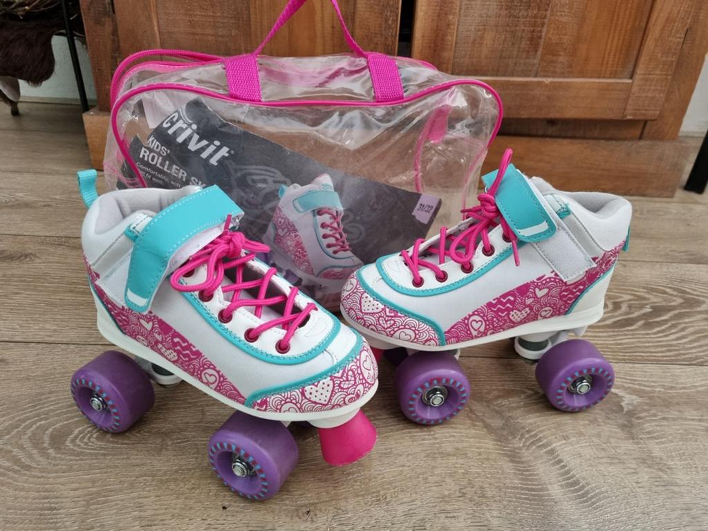 Rolschaatsen maat 31 / 32 / skeelers rolschaatsen kinderen, Ophalen, Zo goed als nieuw