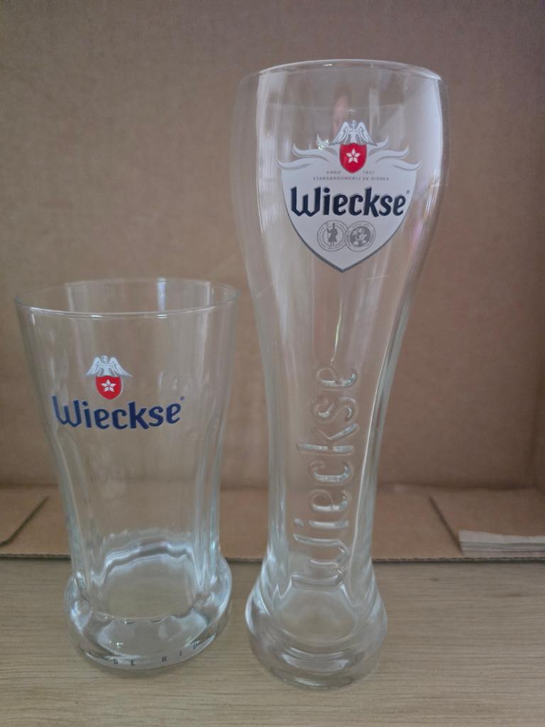 Wieckse 2 bierglazen, Ophalen, Zo goed als nieuw, Bierglas