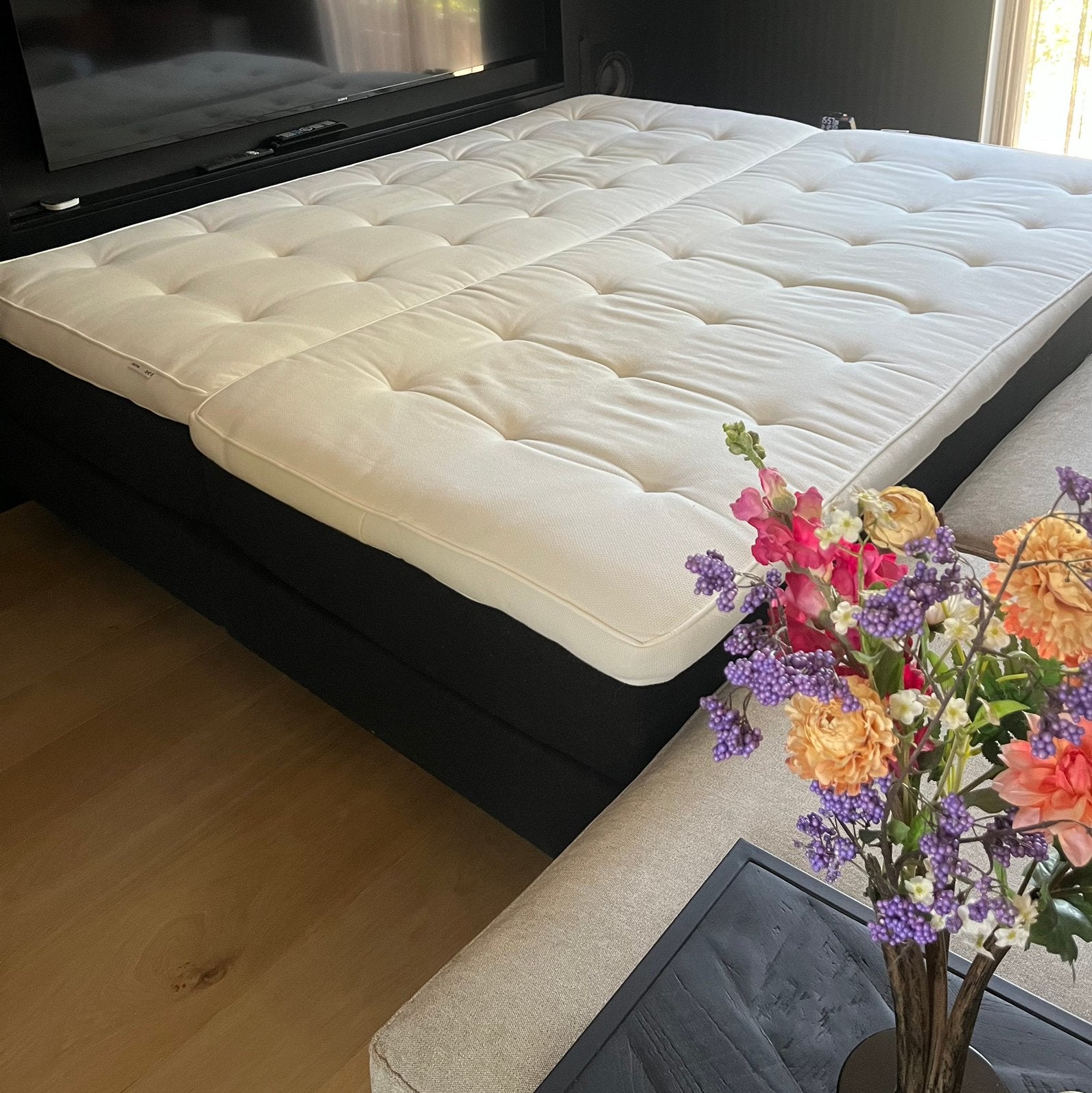Swiss sense boxspring 180x200 met extra toppers, Ophalen, Gebruikt, Zwart, Tweepersoons