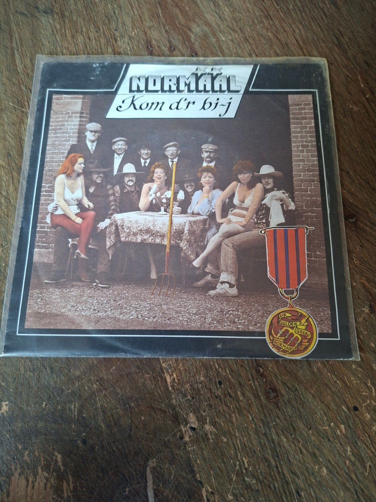 Normaal - Kom d'r bi-j, Cd's en Dvd's, Gebruikt, 7 inch, Ophalen of Verzenden, EP