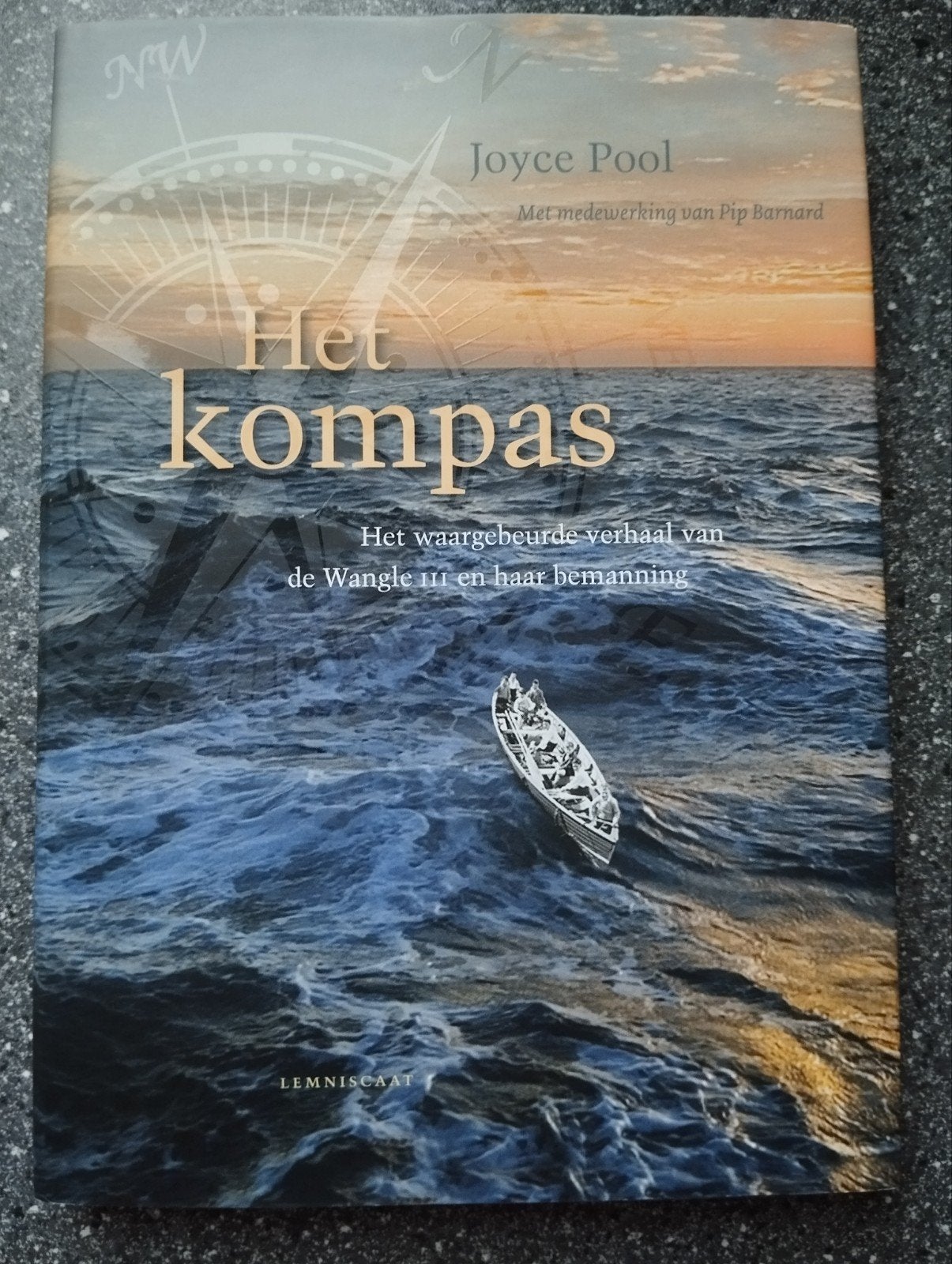 Het kompas - Joyce Pool gebaseerd op waargebeurd verhaal, Ophalen of Verzenden