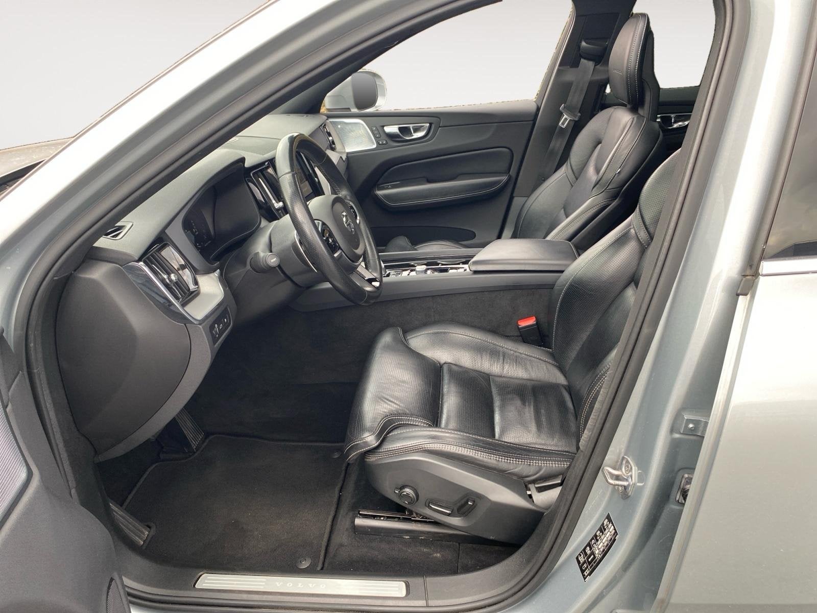 Volvo XC60 2.0 T8 Twin Engine AWD Inscription Automaat | 11-, 12 maanden, Gebruikt, Euro 6, 4 cilinders