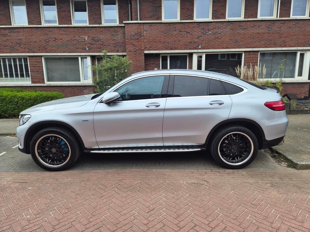 Mercedes-Benz GLC Coupé 350e 320pk 4MATIC 7G-TRONIC Plus, Auto's, Mercedes-Benz, Automaat, 1940 kg, 4 cilinders, 120 €/maand