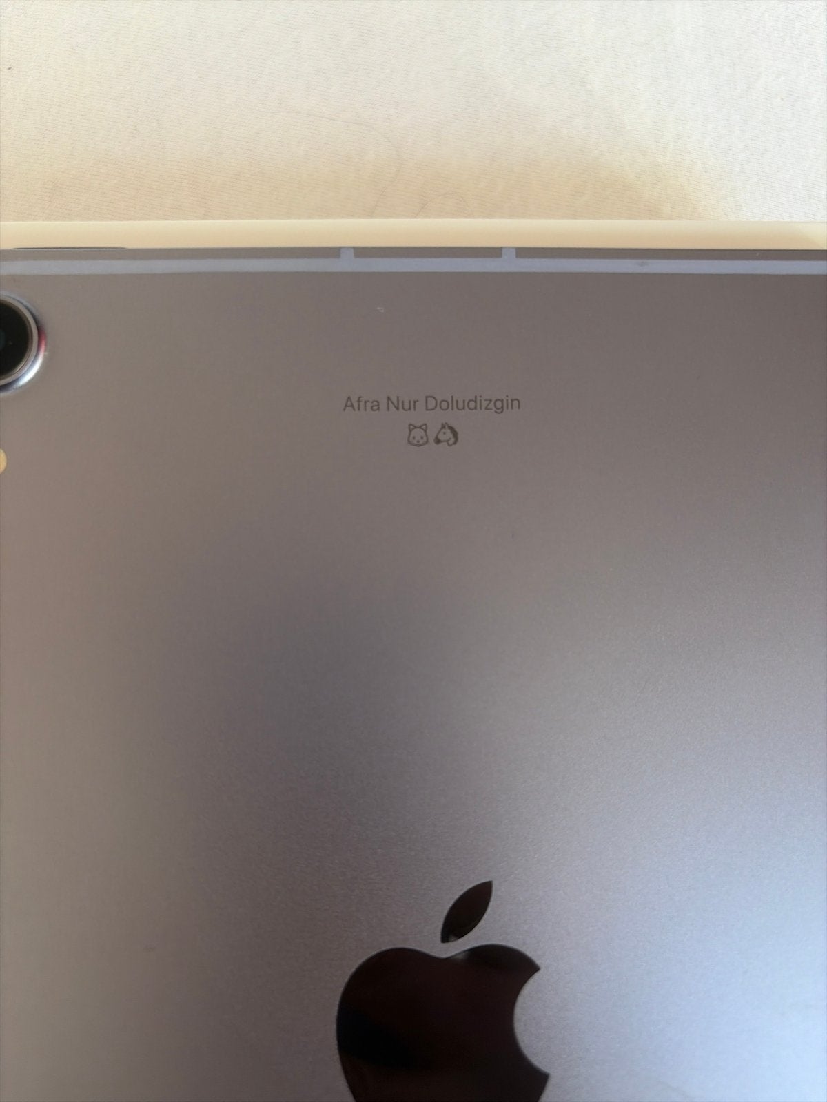 Foto 4 van Apple iPad Mini A17 Pro 128GB 5G Paars | Zeer nette staat