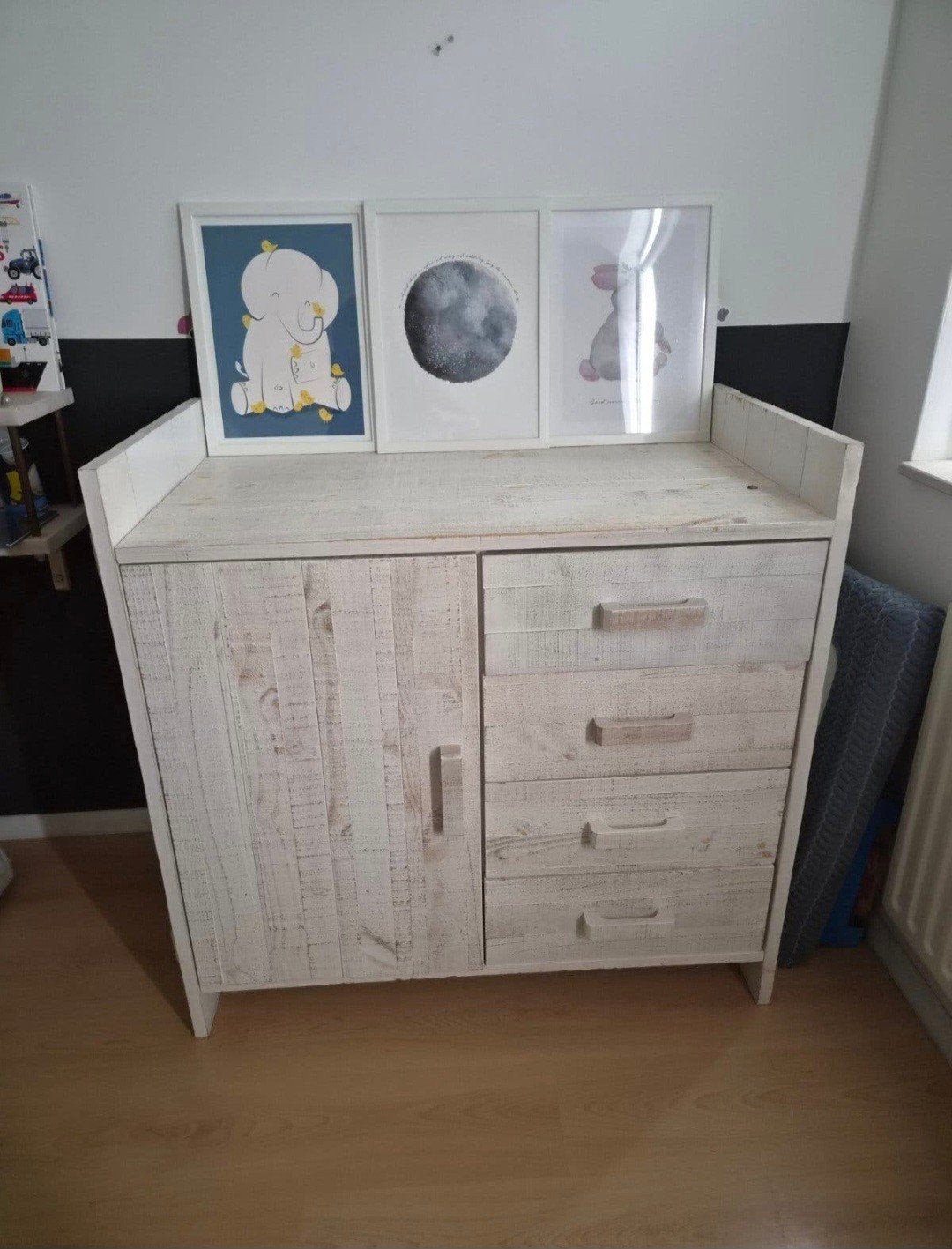 Ledikantje en commode, Ophalen, Gebruikt, 50 tot 70 cm, 105 cm of meer