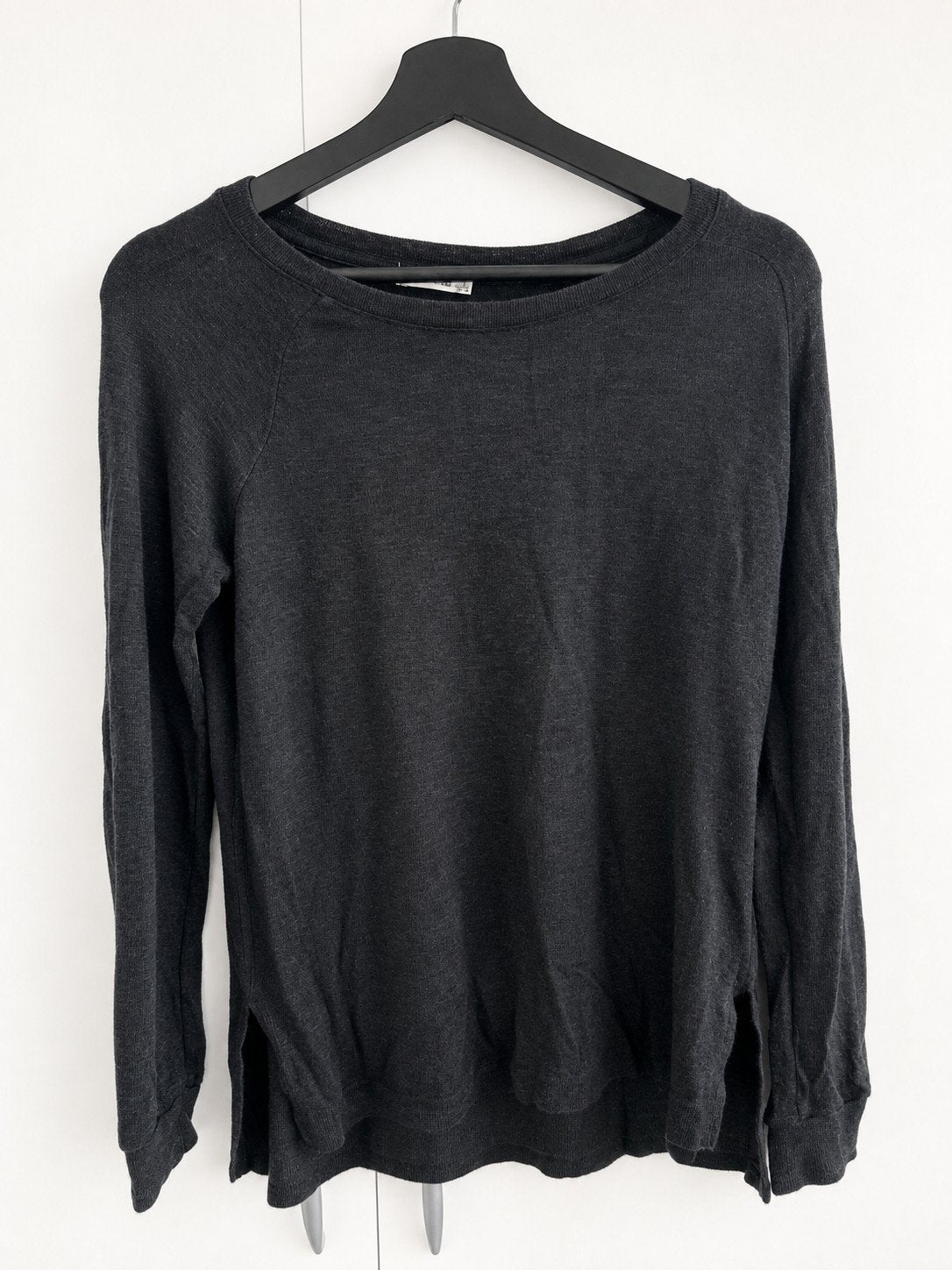 Zwarte Bershka trui met elleboogpatches – maat S, Kleding | Dames, Tops, Zwart, Zo goed als nieuw, Lange mouw, Maat 36 (S)