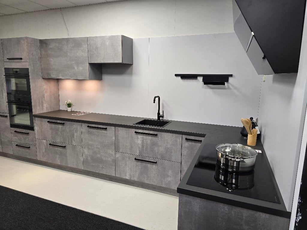 showmodel hoek keuken industrieel betonlook, Ophalen, Hoekkeuken, Nieuw, Kunststof