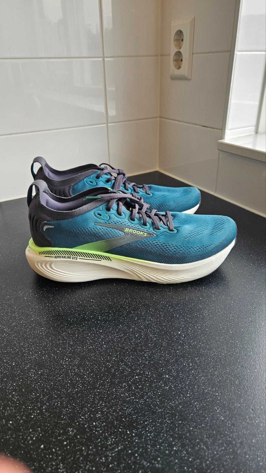 Brooks Adrenaline 25 GTS, heren maat 46,5, Overige merken, Hardloopschoenen, Ophalen of Verzenden, Zo goed als nieuw