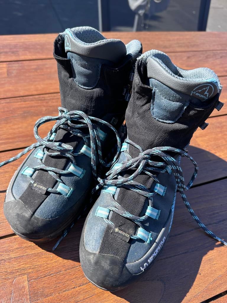 La Sportiva Trango Trk Leather GTX,  maat 39,5,  z.g.a.n!!, Ophalen of Verzenden, Zo goed als nieuw, Schoenen