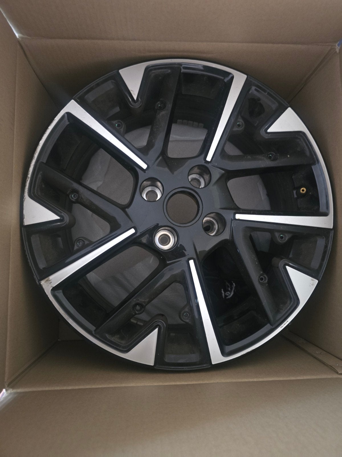 Originele Opel Corsa-e,  lichtmetalen velg (2020-2022), Auto-onderdelen, Banden en Velgen, Ophalen, Gebruikt, Zomerbanden, Velg(en)