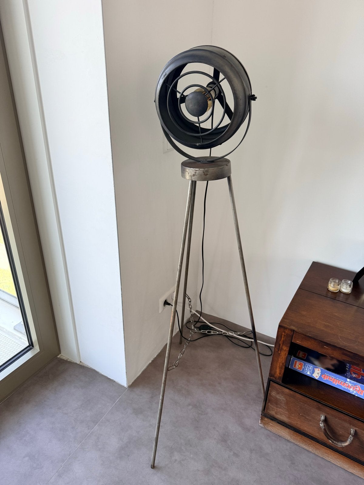 Industriële vloerlamp op statief - Vintage stijl, Ophalen, Gebruikt, 100 tot 150 cm, E27 (groot)