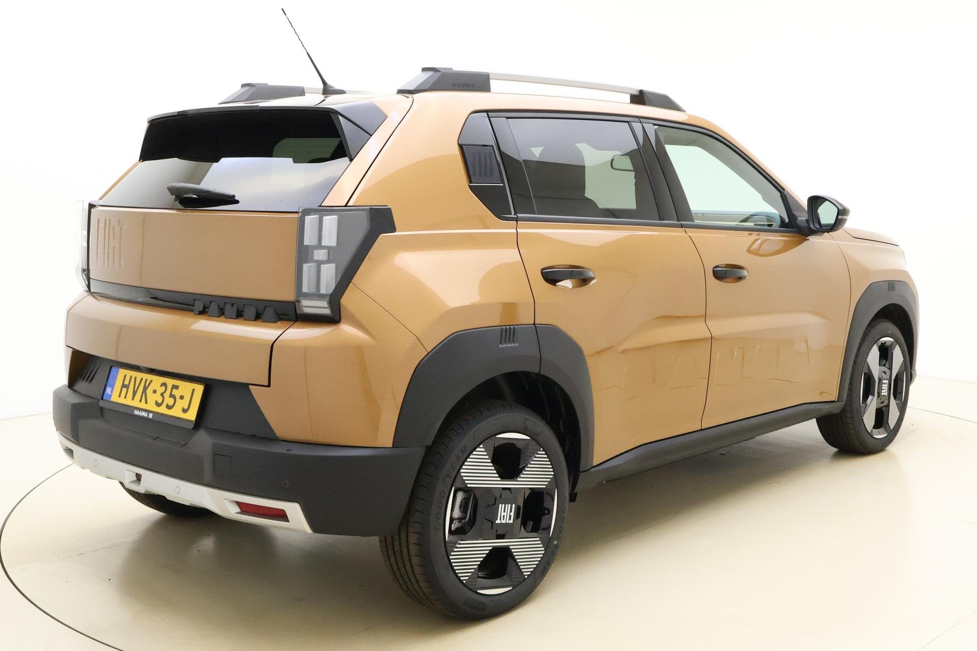 Fiat Grande Panda La Prima 11 kW 44 kWh | Navigatie | Climat, Stof, Gebruikt, Panda, Bruin
