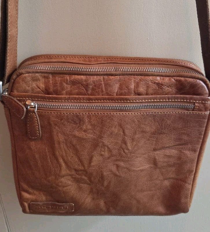 Plevier Leren iPad Tas Cognac - Stijlvol & Praktisch, Ophalen of Verzenden, Gebruikt, Bruin, Schoudertasje