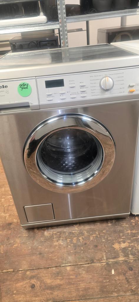 Nieuw model Miele Softcare wasmachine met garantie, 6 tot 8 kg, Ophalen, 1200 tot 1600 toeren, Minder dan 85 cm