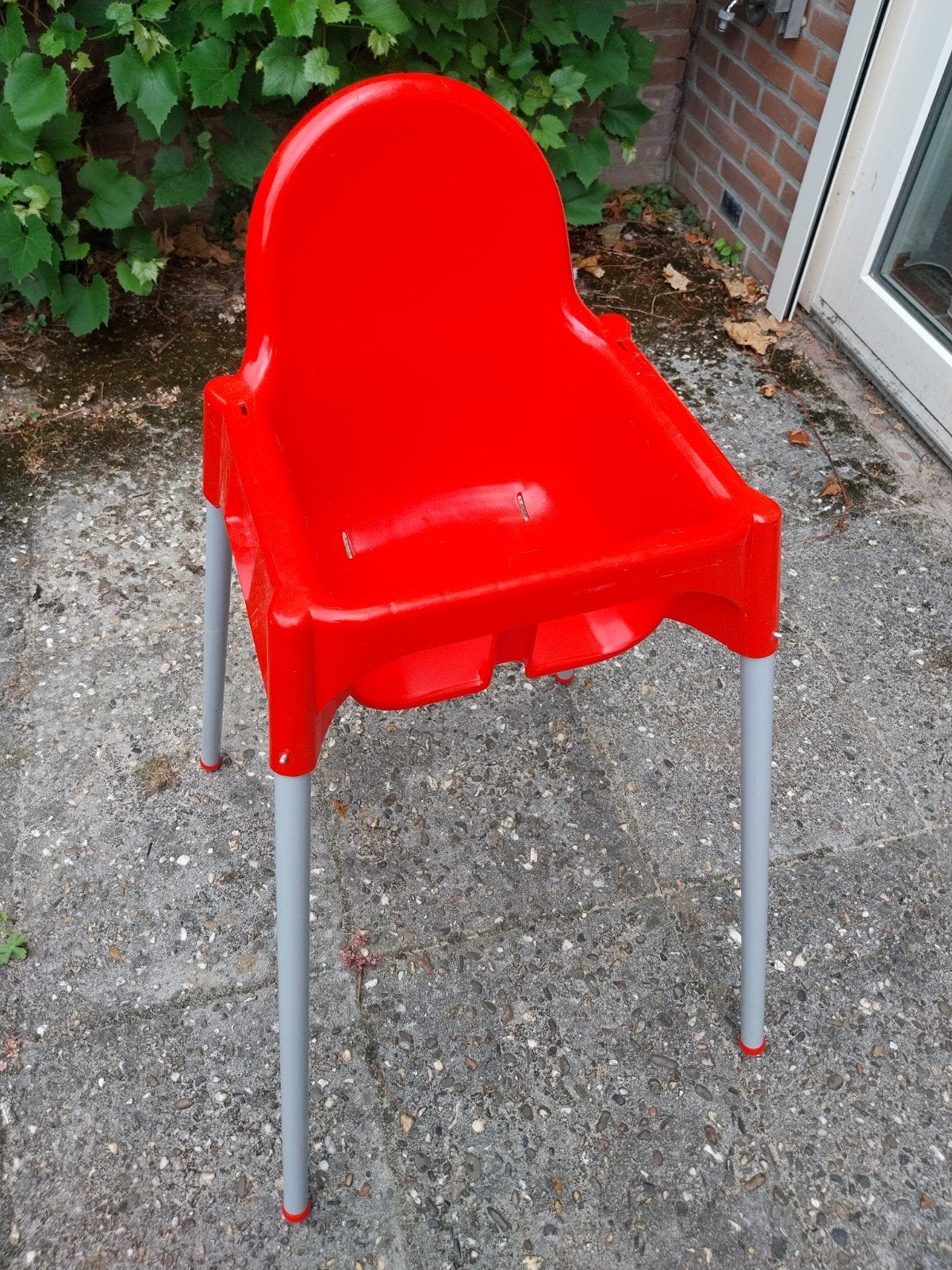 Ikea kinderstoel met blad, Kinderen en Baby's, Kinderstoelen, Ophalen, Gebruikt, Overige typen, Gordel(s)