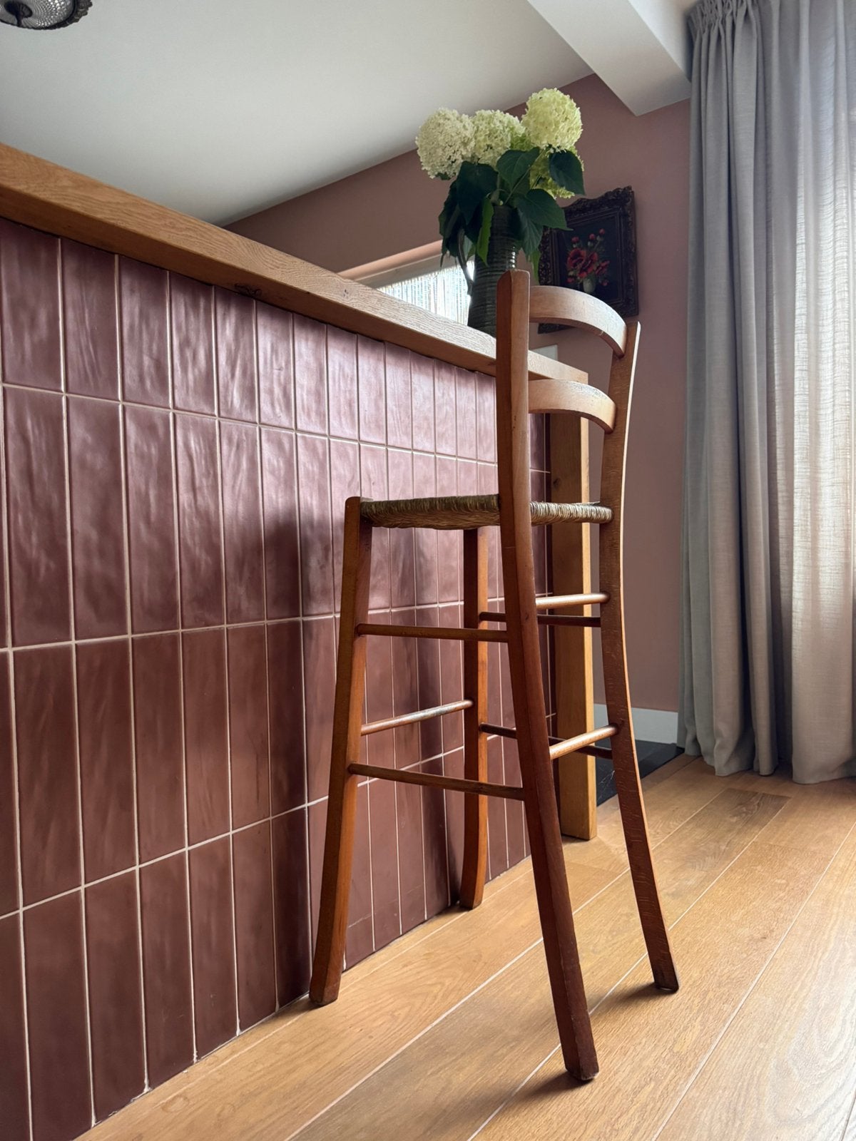Leuke barstoel hout riet, Huis en Inrichting, Ophalen, Zo goed als nieuw