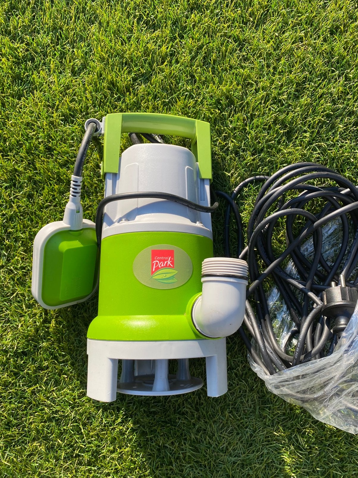 Dompelpomp 400W voor vuil water van het merk Central Park, Ophalen of Verzenden, Zo goed als nieuw, Elektrisch, Dompelpomp