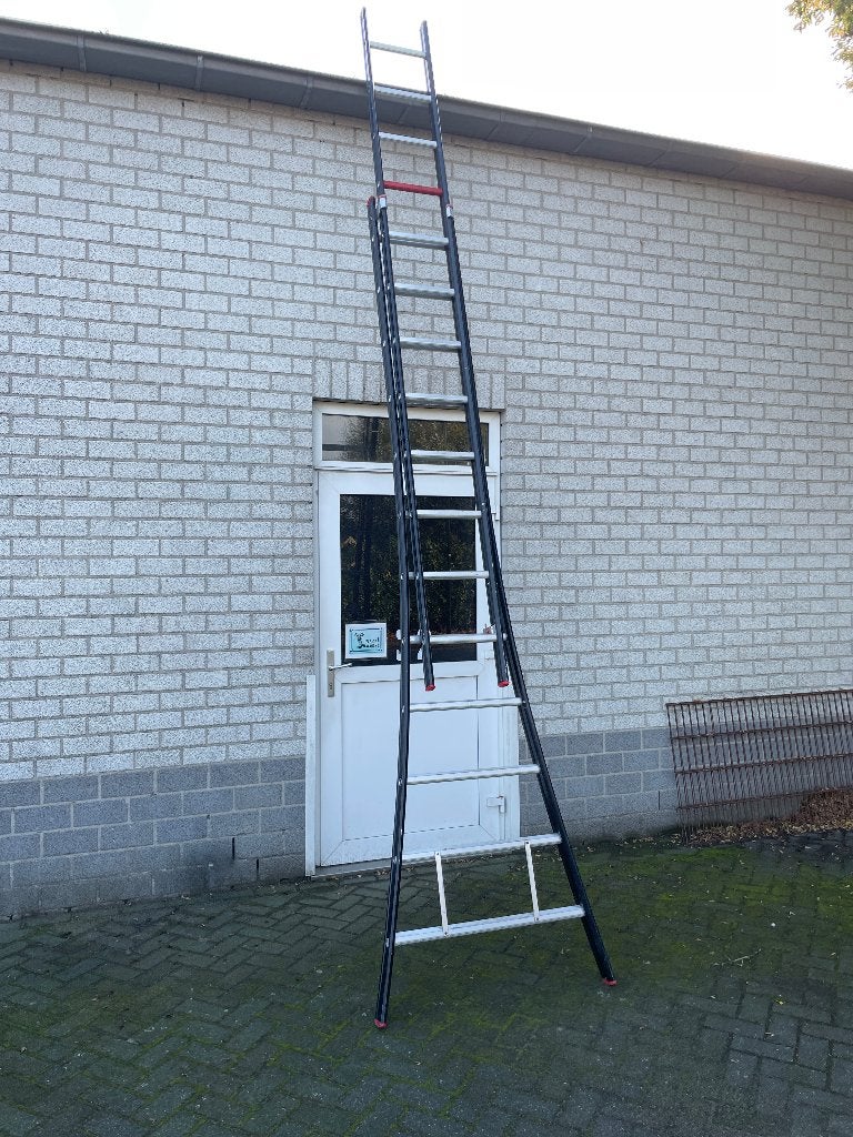 Diverse trappen en ladders, Ophalen, Gebruikt, Ladder, 4 meter of meer