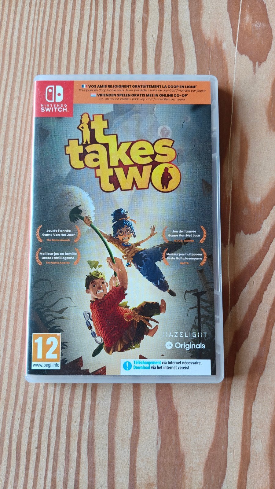 It Takes Two - Nintendo Switch, Met games, Met 2 controllers, Ophalen of Verzenden, Zo goed als nieuw