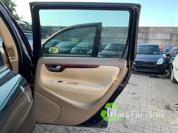 Portier 4Deurs rechts-achter van een Volvo V70, Gebruikt, -, Deur, -