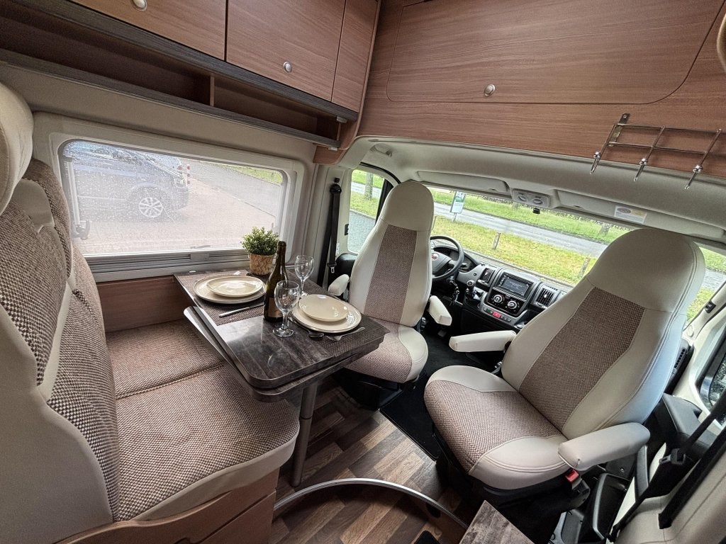 Knaus Boxstar Freeway 630 ME ENKELE BEDDEN 2.18M STAHOOGTE!, Caravans en Kamperen, Campers, Ringverwarming, Fiat, Koelkast, Tot en met 2