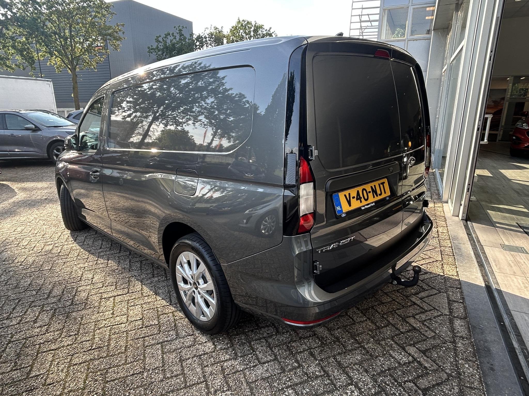 Ford Transit Connect 1.5 EcoBoost PHEV L2 Limited, Auto's, 12 maanden, Euro 6, 4 cilinders, Bedrijf