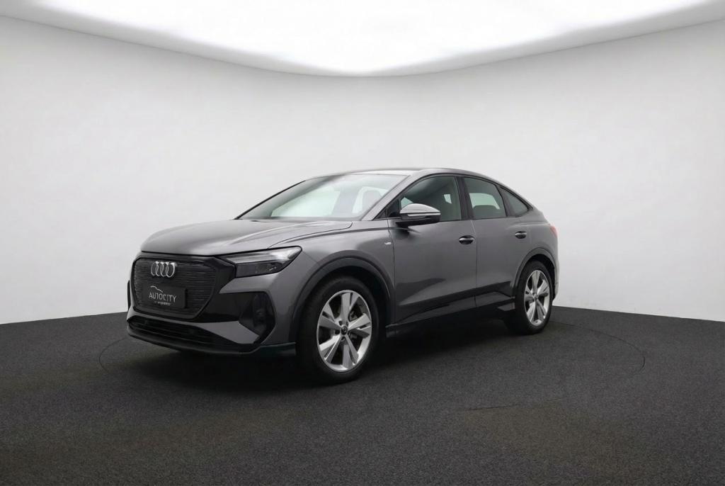Audi Q4 e-tron Sportback 45 e-tron quattro S Line 90% SOH l, Auto's, Audi, Automaat, 0 cilinders, Gebruikt, Leder en Stof