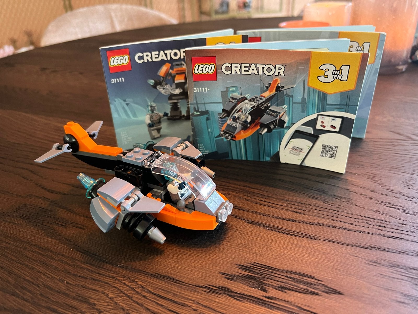 LEGO Creator 31111 Cyber Drone 3-in-1 met boekjes, Lego, Ophalen of Verzenden, Zo goed als nieuw, Compleet