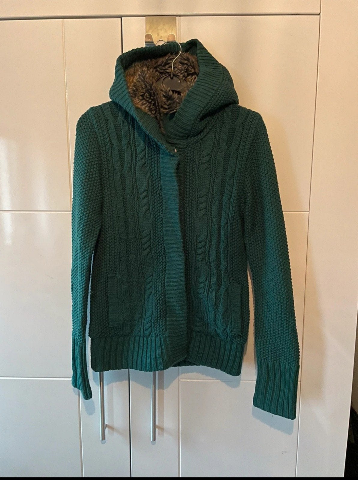 Pimkie gebreid vest met capuchon en teddy voering - Maat S, Ophalen of Verzenden, Zo goed als nieuw, Pimkie, Maat 36 (S)
