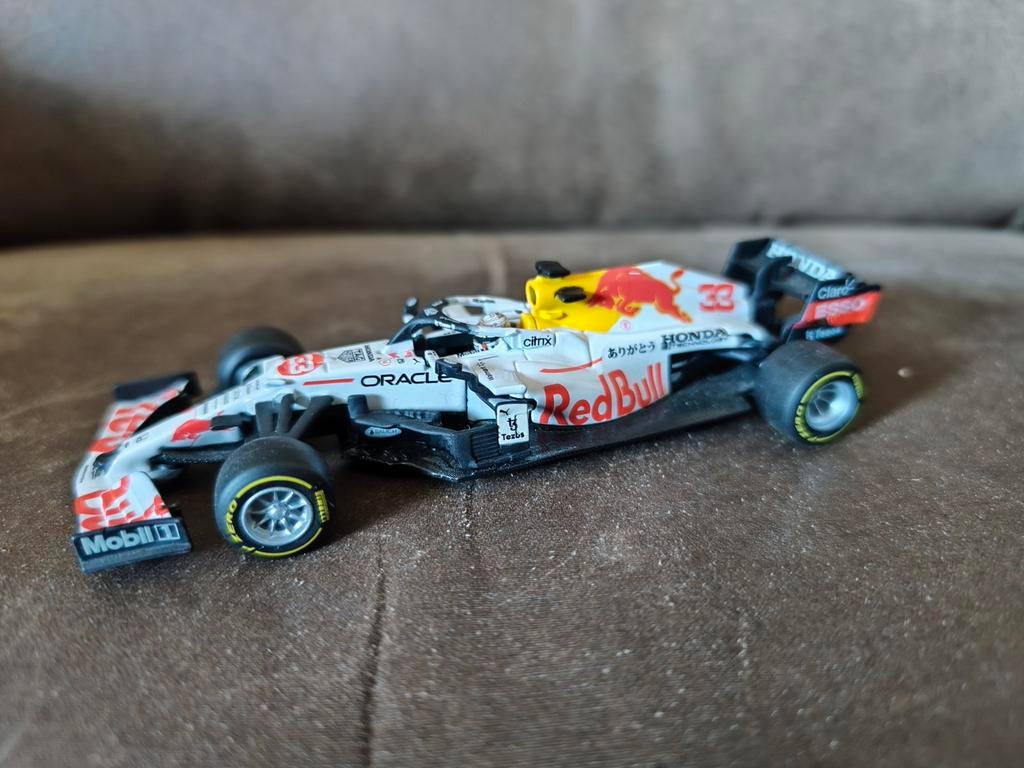 Max Verstappen Japan livery Bburago 1:43 schaalmodel, Ophalen of Verzenden