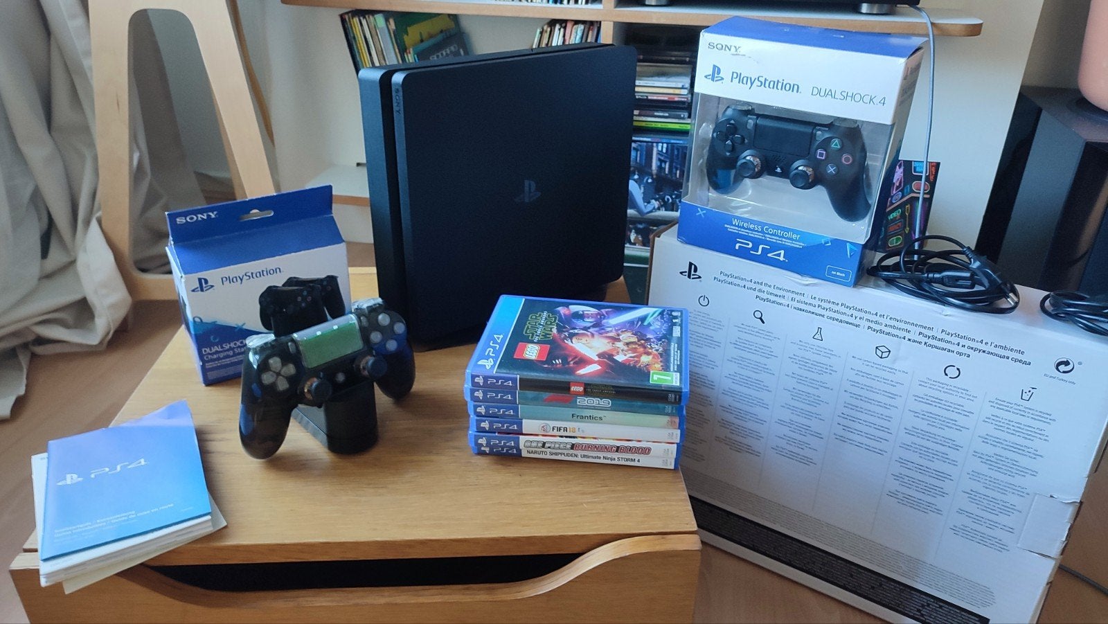 Nette PS4 Slim 1tb  2 controllers  6 games, Met games, Met 2 controllers, Ophalen of Verzenden, Zo goed als nieuw