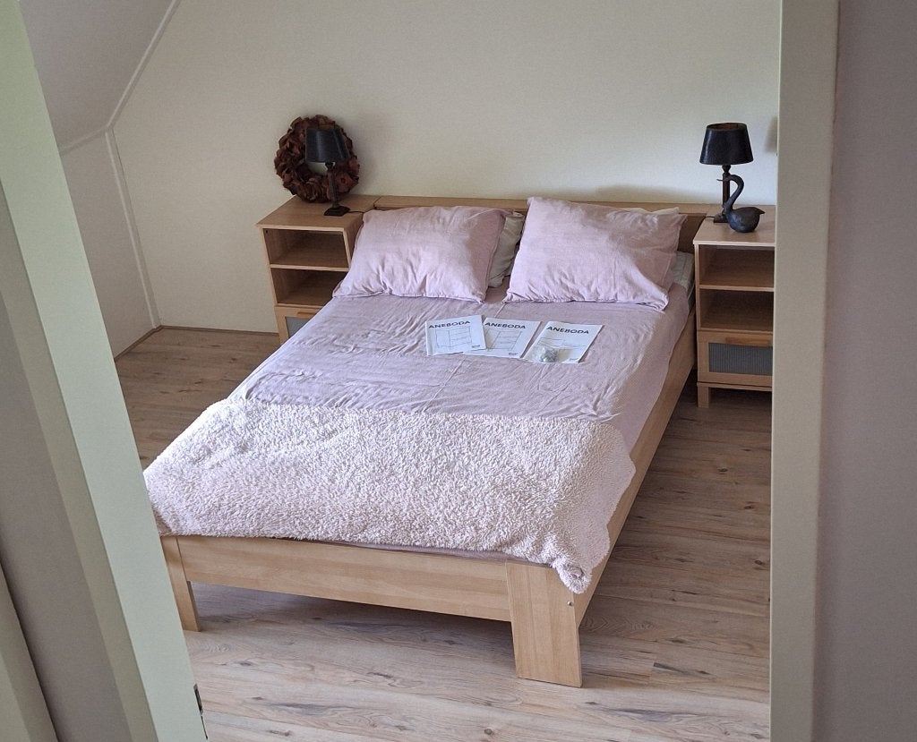 Ikea Aneboda bed 140x200 met nachtkastjes, Ophalen, Gebruikt, Beige, Tweepersoons