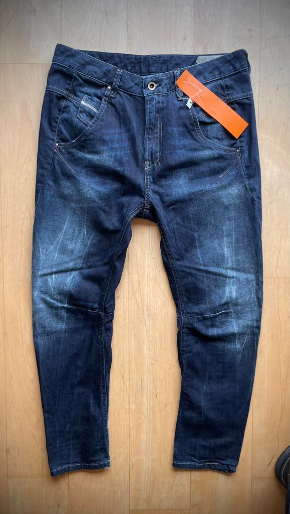 Diesel Fayza Relaxed Boyfriend Low Waist jeans W28 L32, Ophalen of Verzenden, Zo goed als nieuw, Blauw, W32 (confectie 46) of kleiner