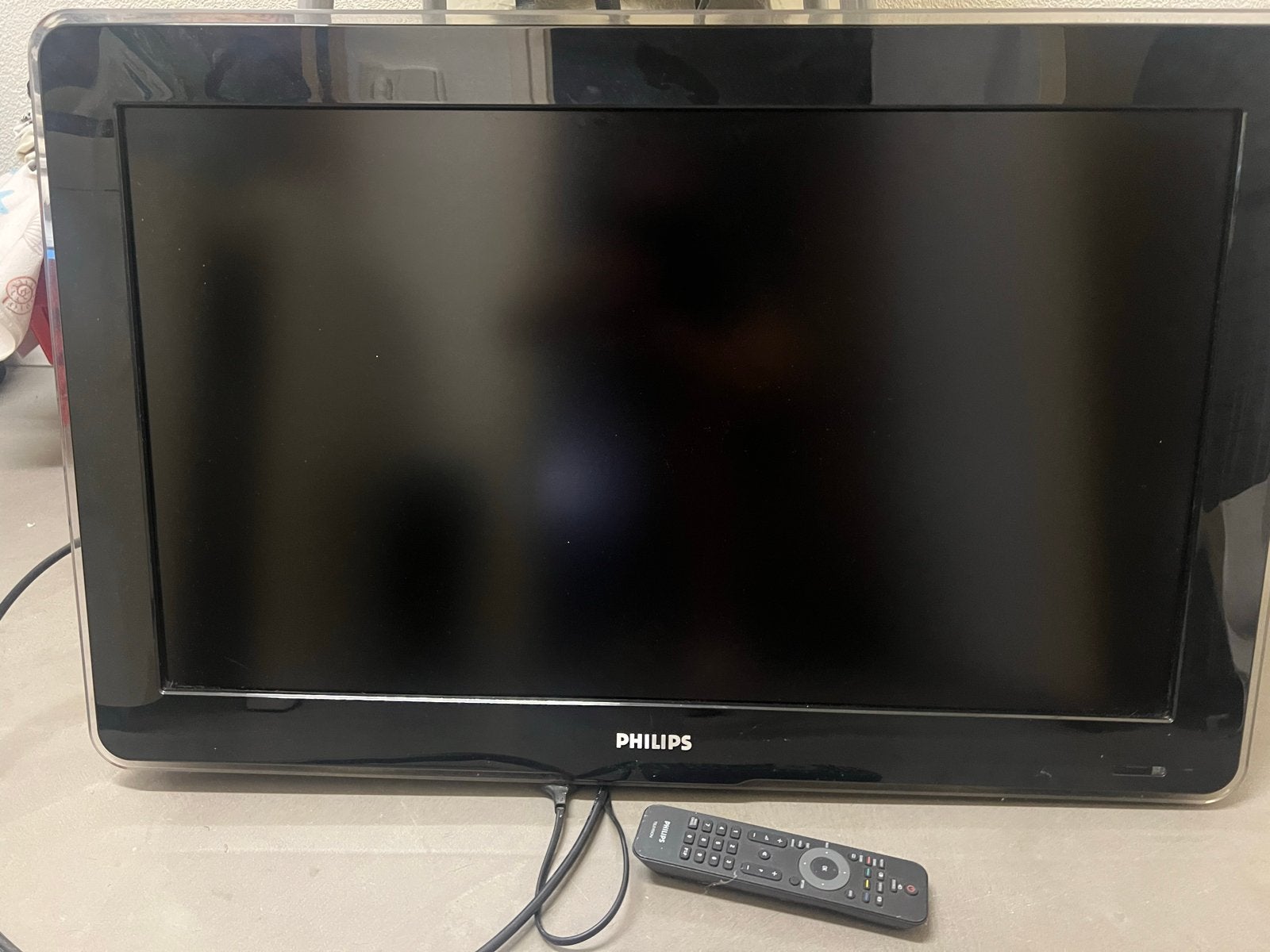 Philips LCD TV met afstandsbediening, Ophalen, Philips, Gebruikt, 50 Hz