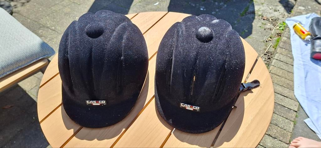Casco caps uit 2008 maat M 54-57 cm hoofdomtrek, Dieren en Toebehoren, Ophalen