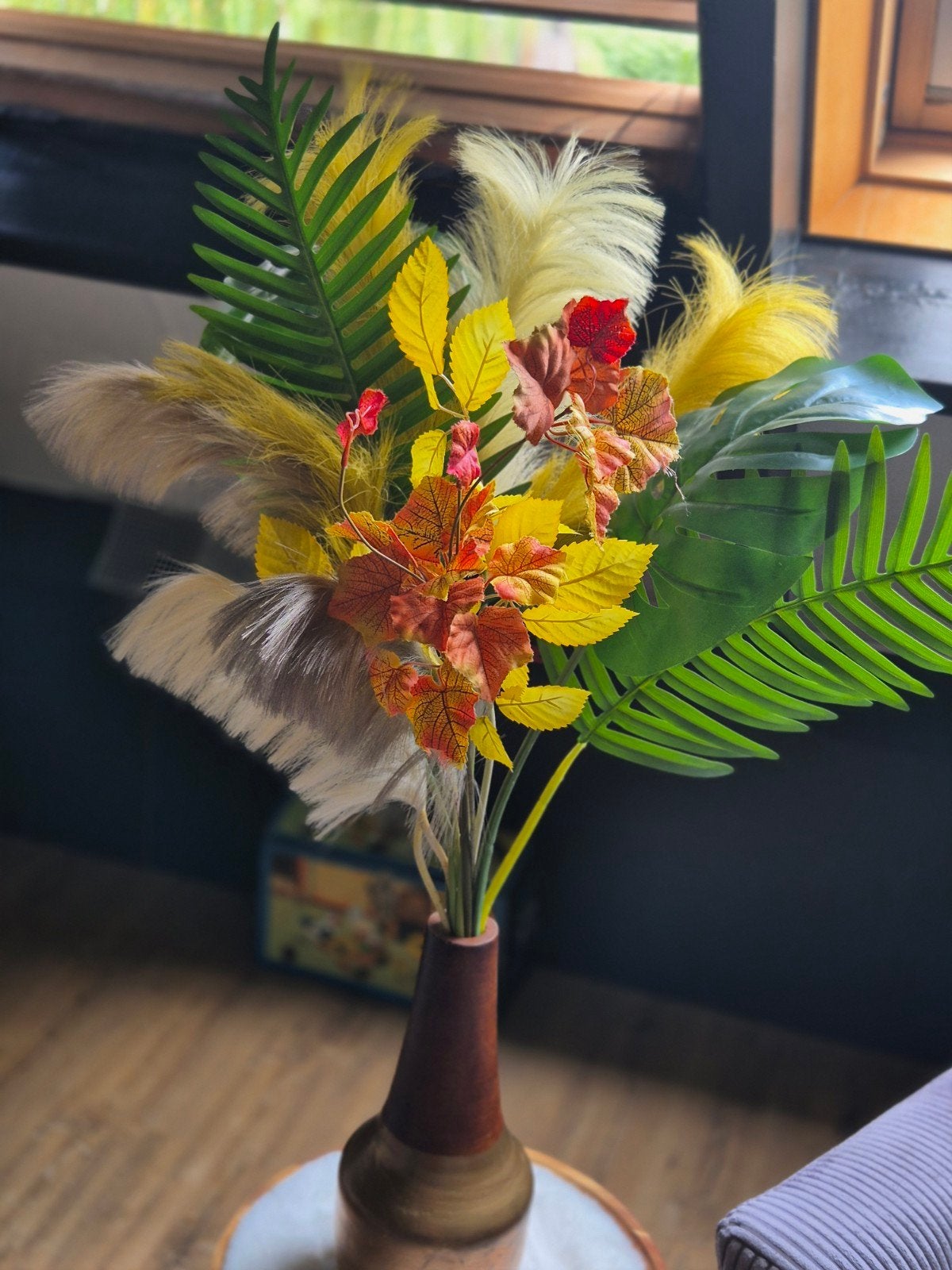 bruine/goud houten vaas met kunstbloemen, Huis en Inrichting, Ophalen, Gebruikt