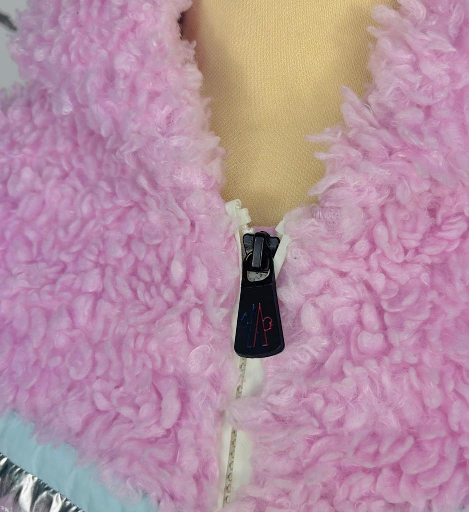 Moncler Grenoble roze teddy tussenjas jas maat 12, Moncler EU, Zo goed als nieuw, Moncler, Customercare@moncler.com