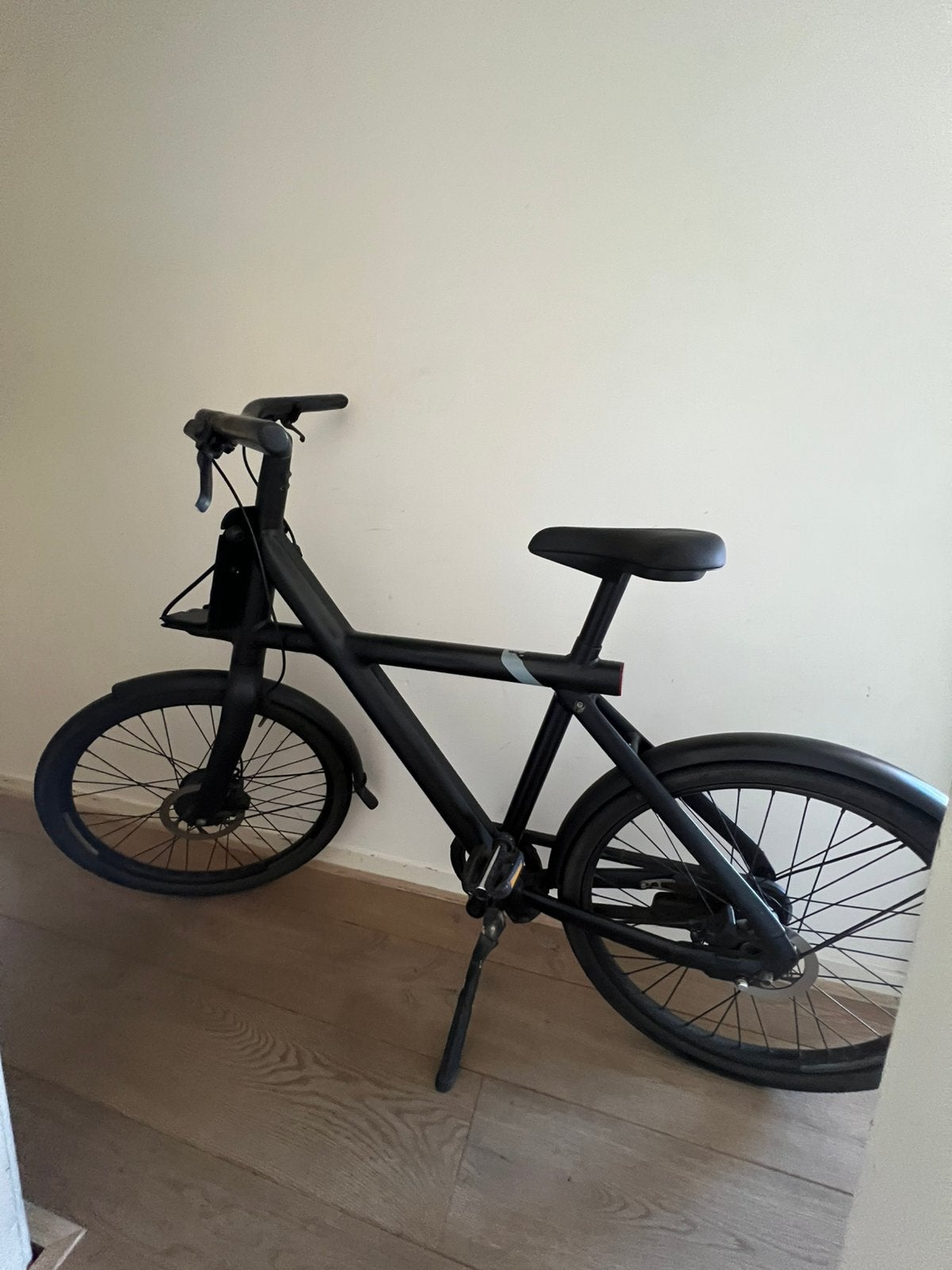 VanMoof X3 te koop voor onderdelen of reparatie, Fietsen en Brommers, Elektrische fietsen, Ophalen, Gebruikt, Vanmoof