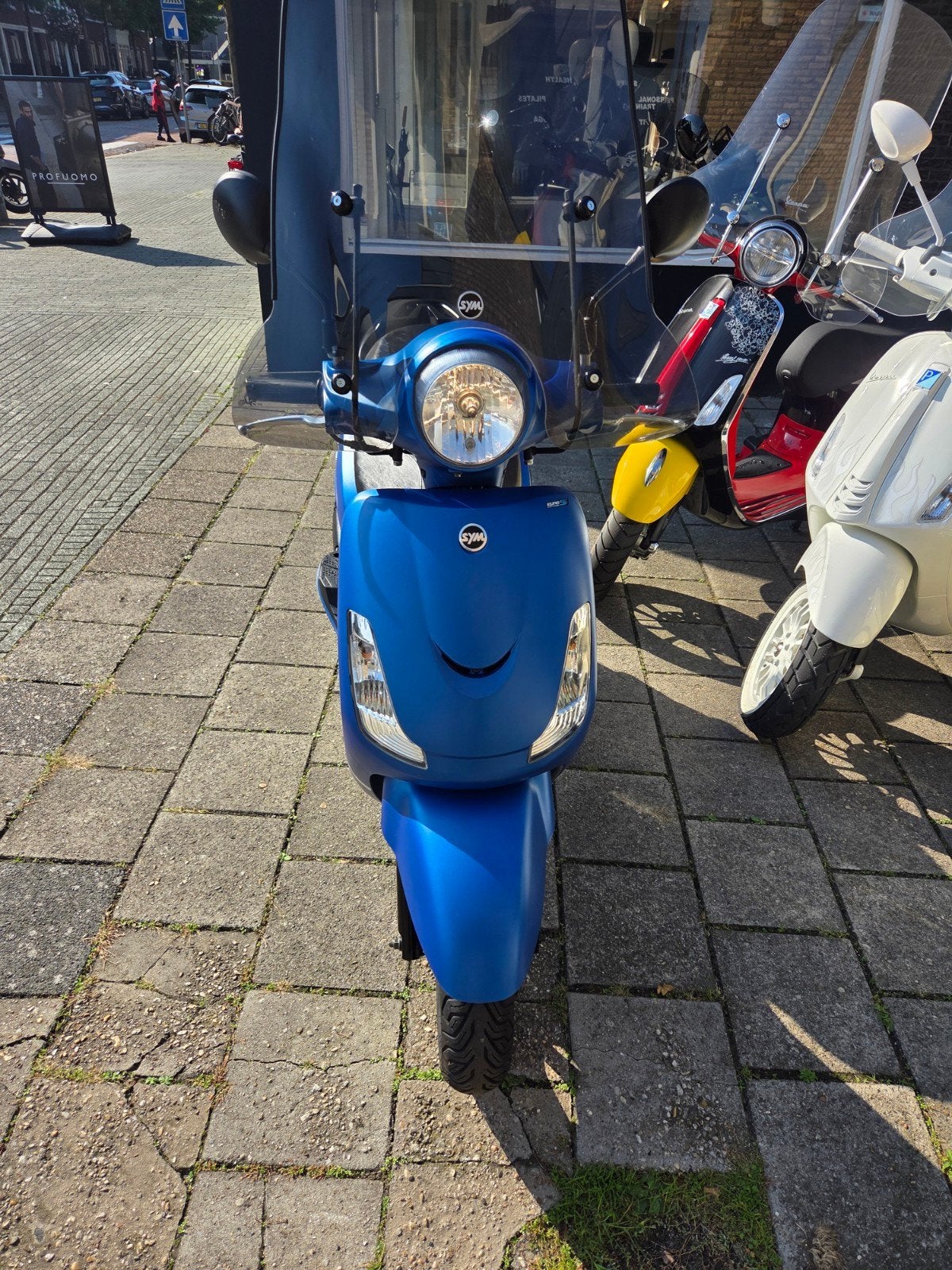 Sym fiddle 25km e5 Nieuwstaat, Fietsen en Brommers, Ophalen of Verzenden, Zo goed als nieuw, Benzine, Fiddle