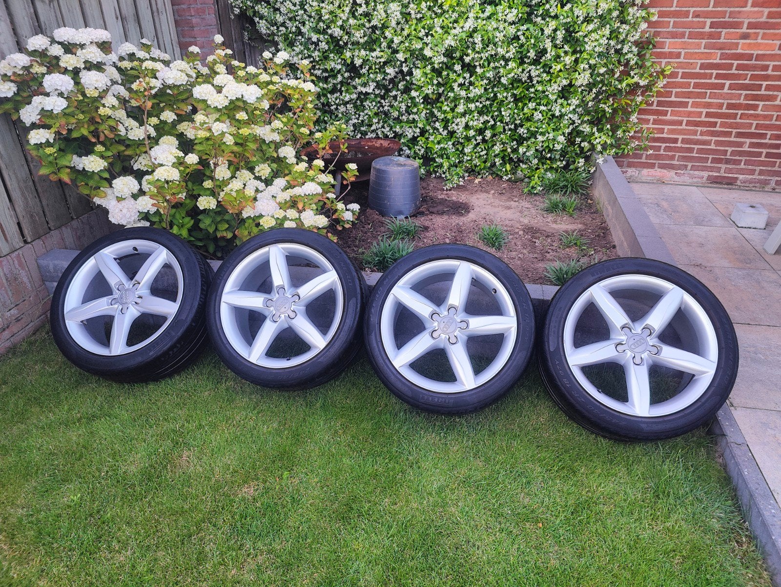 Nette audi velgen 18 inch, Auto-onderdelen, Banden en Velgen, 18 inch, 245 mm, Velg(en), Ophalen of Verzenden