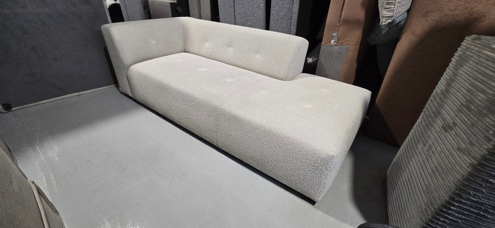 Montel Flex Teddy Boucle Bank - Ideaal voor Kleine Ruimtes, Modern, Boucle, 100 tot 125 cm, Driepersoons, Ophalen of Verzenden