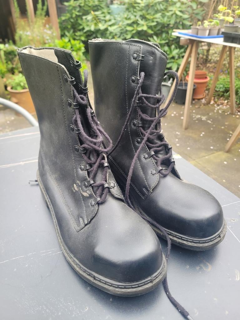 Militaire kistjes, Ophalen, Nieuw