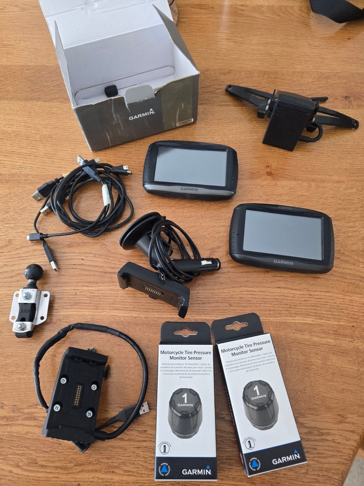 Garmin Zumo 590LM en 595LM met accessoires, Ophalen of Verzenden, Gebruikt
