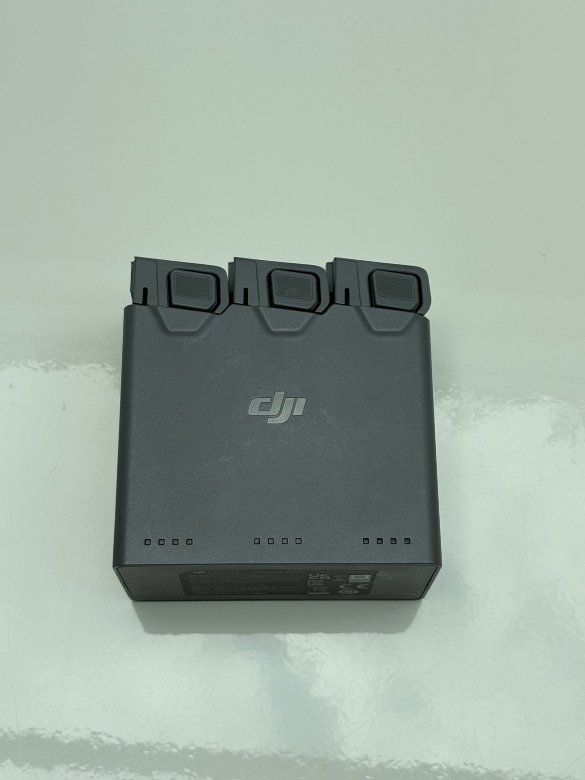 Ongebruikte DJI Mini 5 pro accu’s met charging hub, 30 tot 45 minuten, Cameradrone, Nieuw, Ophalen of Verzenden