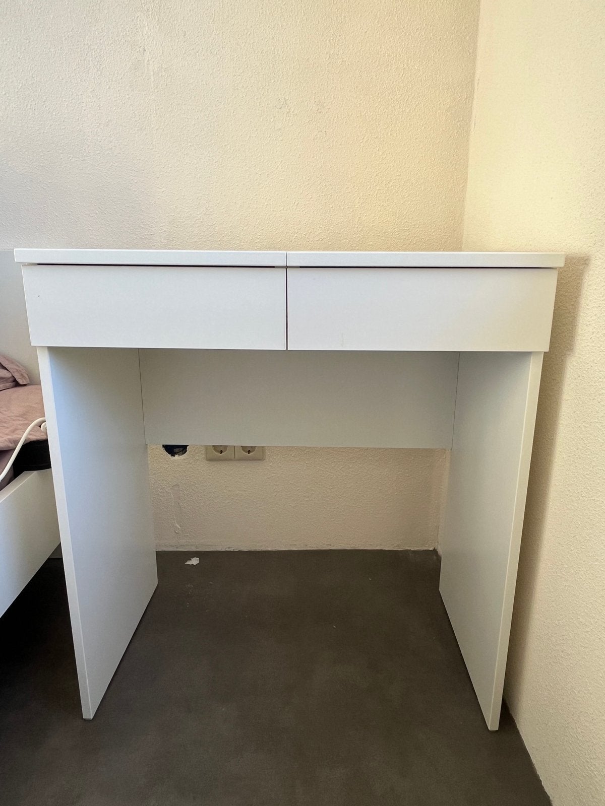 IKEA BRIMNES kaptafel & KYRRE stool, 2 jaar oud, Ophalen, 100 tot 150 cm, Zo goed als nieuw, Minder dan 100 cm