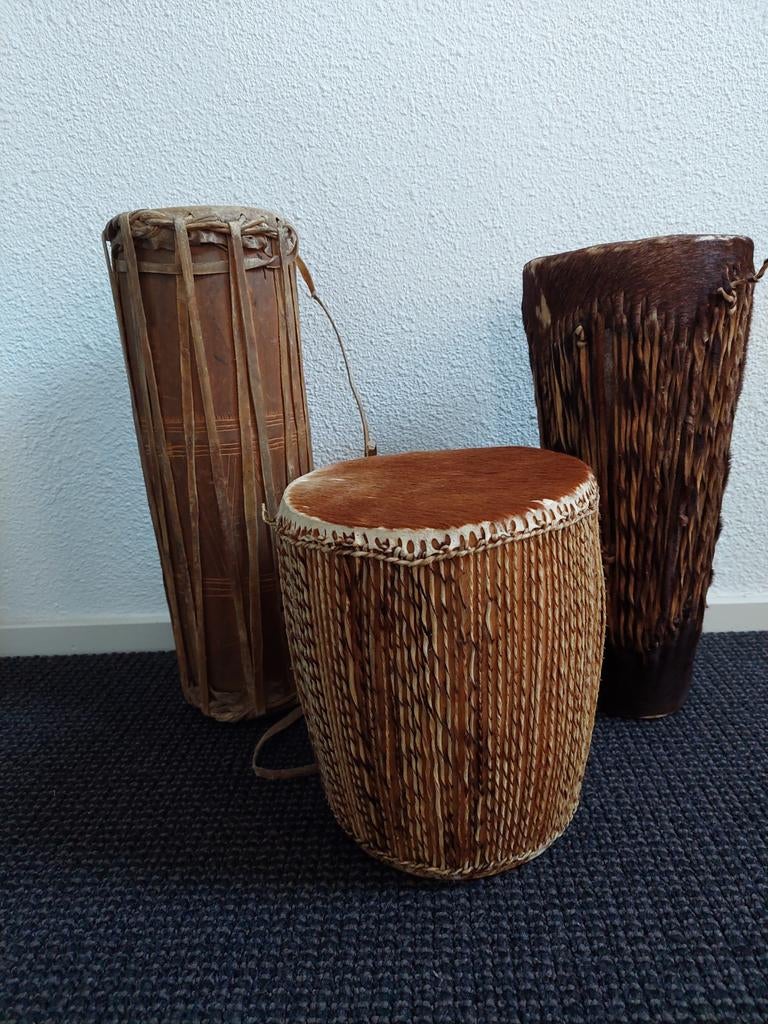 3 Orginele oude Afrikaanse trommeltjes, Antiek en Kunst, Ophalen of Verzenden