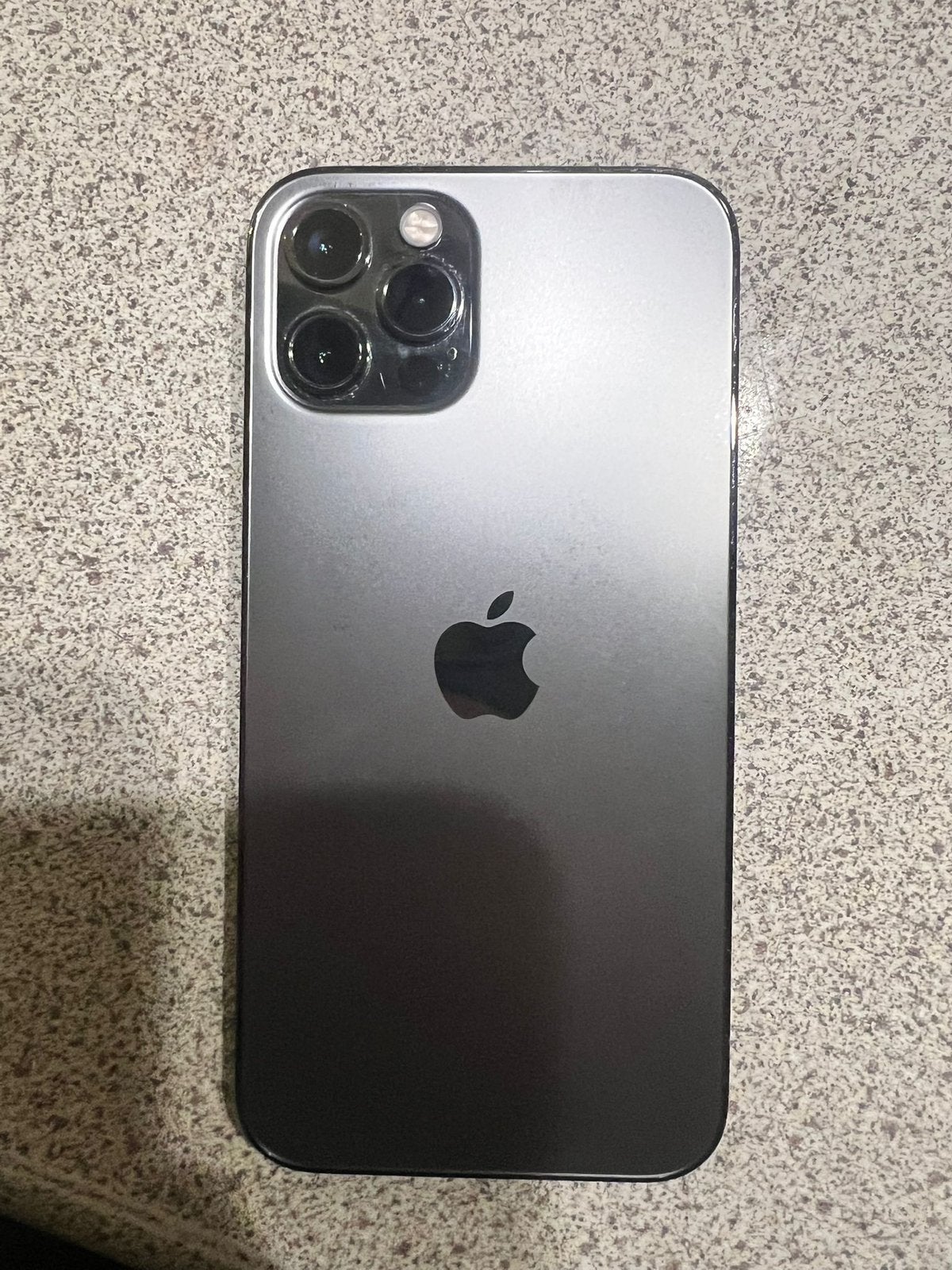Iphone 12 pro gebruikt 74% batterij, Telecommunicatie, Mobiele telefoons | Apple iPhone, 128 GB, Zwart, Zo goed als nieuw, Zonder simlock